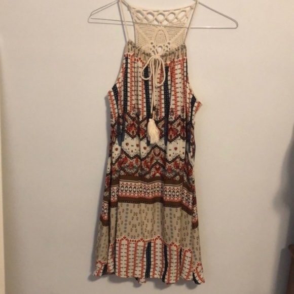 entro Dresses & Skirts - Entro Sleeveless Dress Size Medium